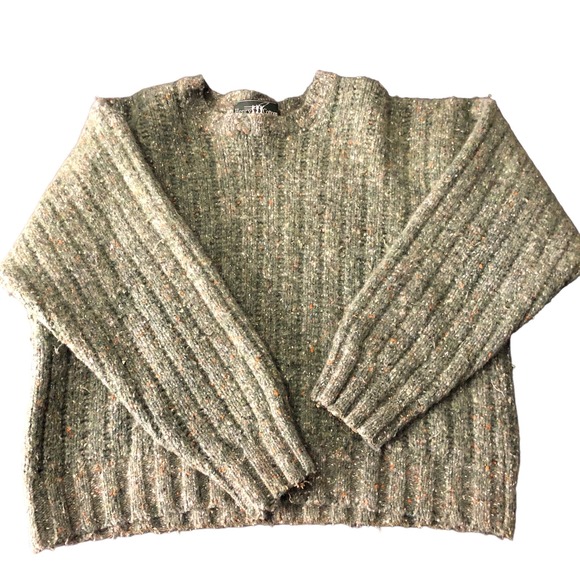 Henry Cotton's Sweaters - Vintage Henry Cotton's Traditional Makers Sweater Larg Wool Angora Blend Italian